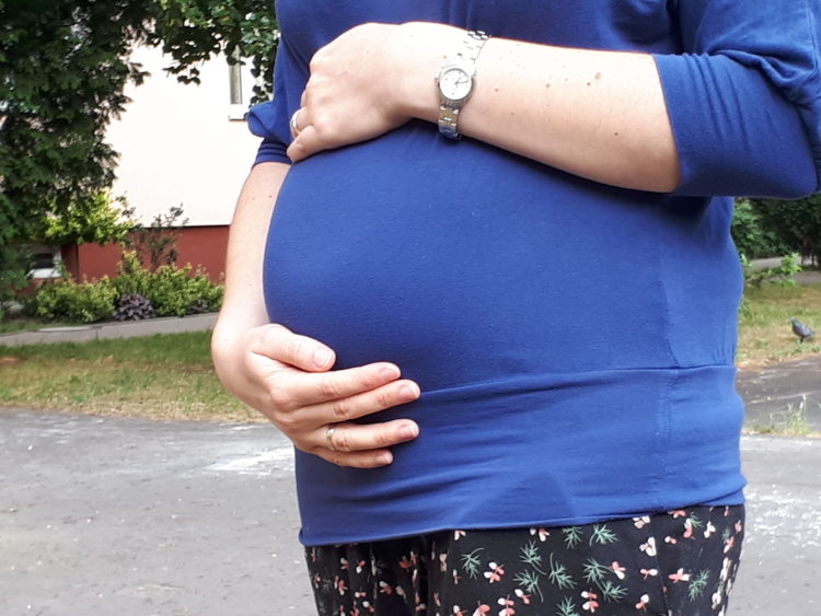 Mdłości w ciąży (raczkujac.pl)